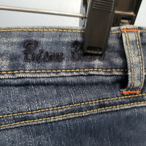 Bisou Bisou Bohemian Rhapsody Y2K Low-rise Flare Jeans Size 2 in Blue - Picture 5 of 13